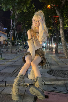 丰满的已婚妇女